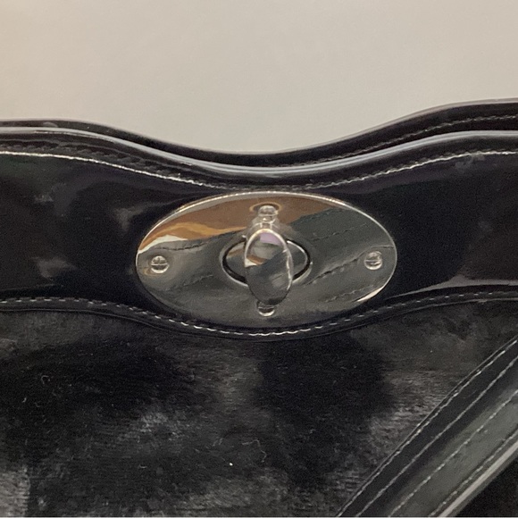 VT Luxe Crushed Velvet Fo Faux Fur Satchel Pockets - Picture 2 of 6